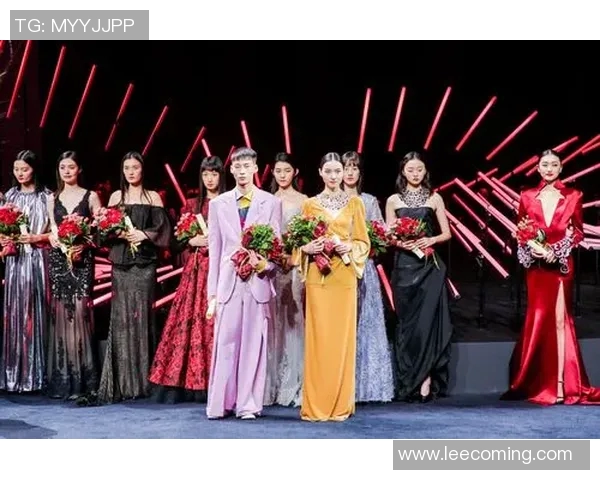 秦岚与足球明星亲密合影展现运动魅力与时尚风采的精彩瞬间 秦岚与足球明星亲密合影展现运动魅力与时尚风采的精彩瞬间